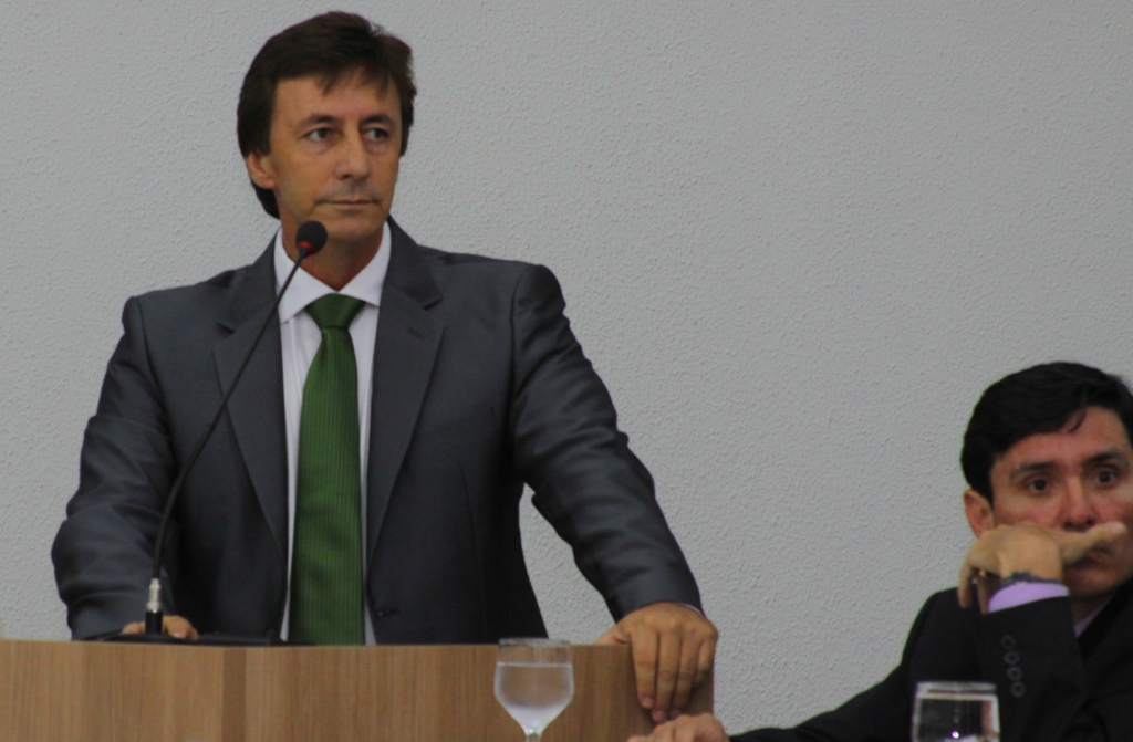 ademir01.jpg