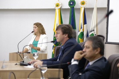 Professora Branca 01.JPG