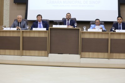 Mesa Diretora.JPG