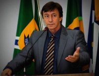 Ademir Bortoli apresenta projeto para que ônibus sejam monitorados por câmeras