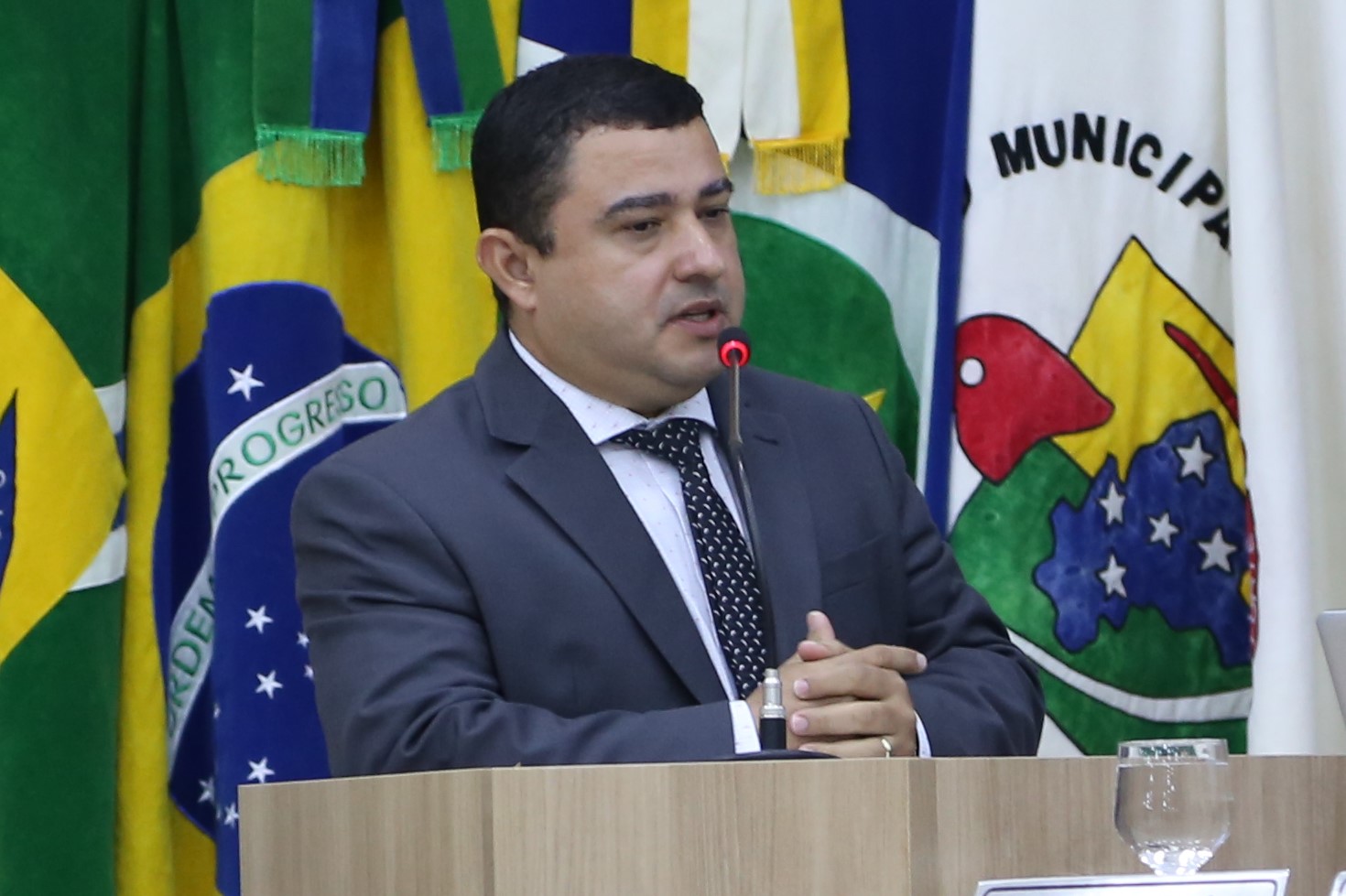 Adenilson Rocha indica melhorias ao Centro de Reabilitação de Sinop