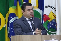 Adenilson Rocha indica melhorias ao Centro de Reabilitação de Sinop