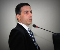 Assunção faz indicação pedindo construção de rotatória no cruzamento de avenidas