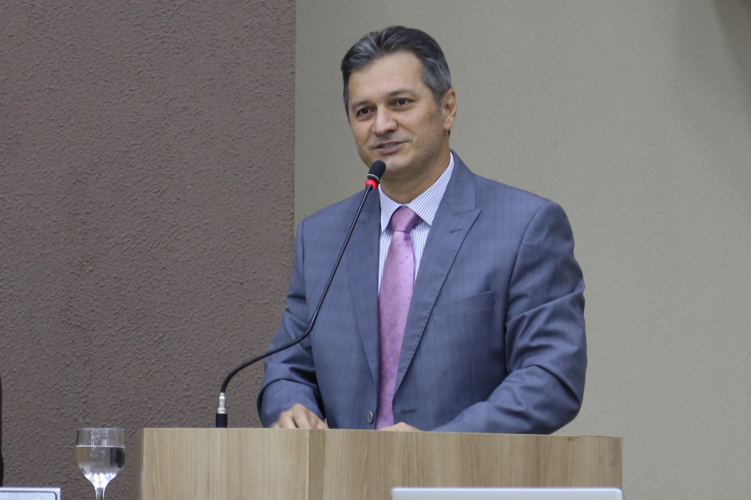 Billy Dal´Bosco reforça pedido de reparos na iluminação pública