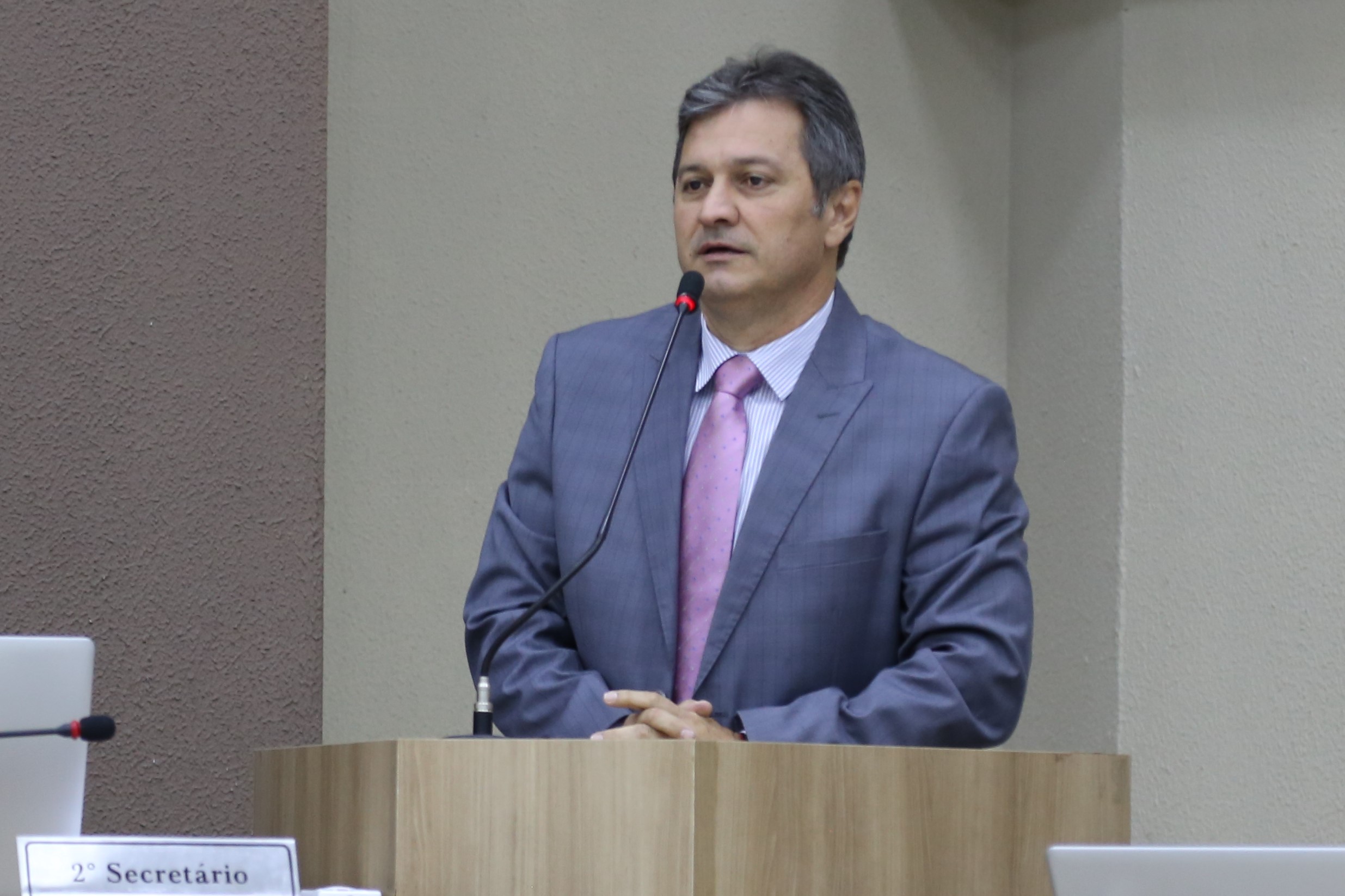 Billy reforça cobrança de informações do Executivo municipal