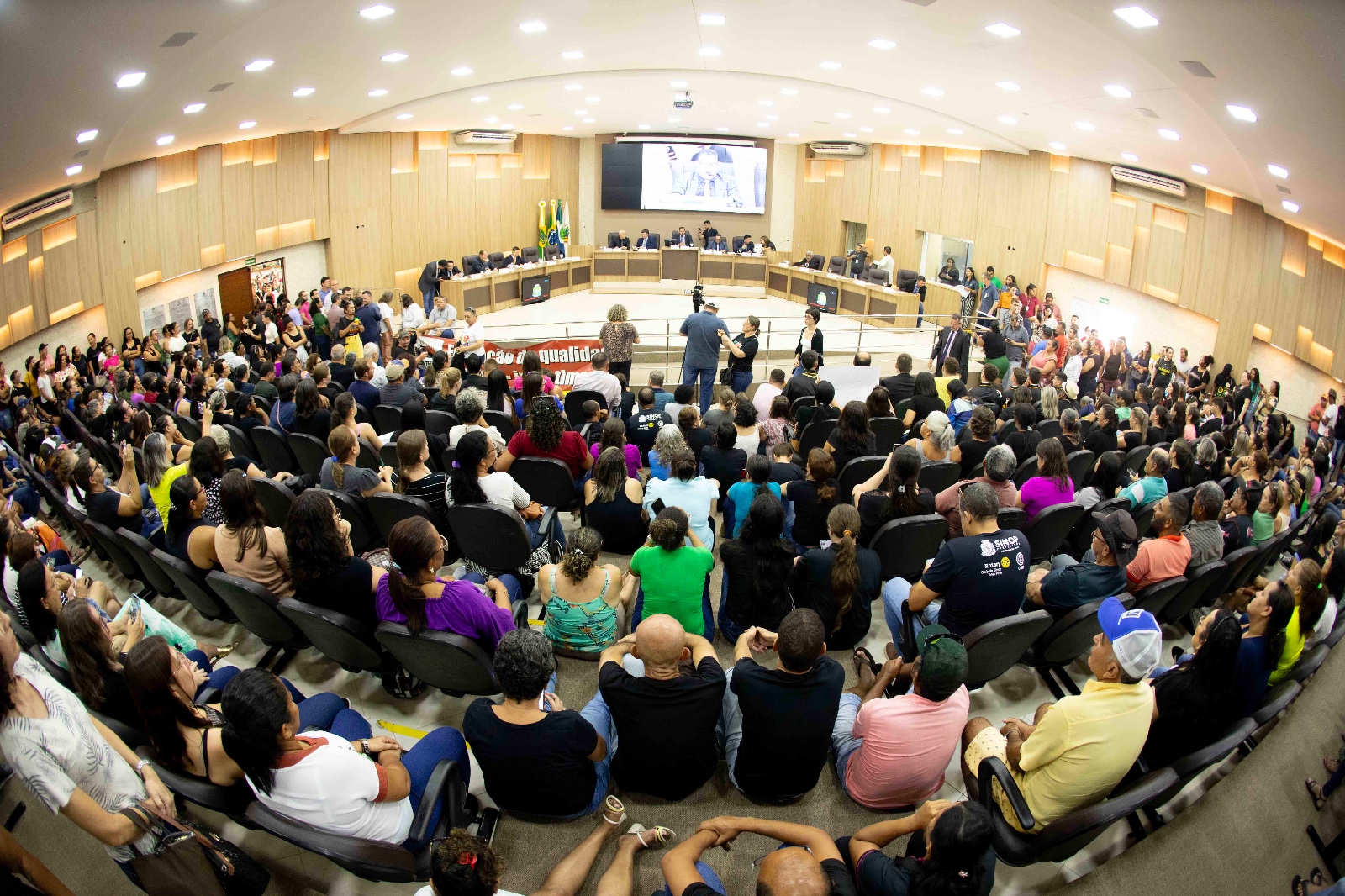 Câmara aprova, em segunda e última votação, três Projetos de Lei de autoria do legislativo