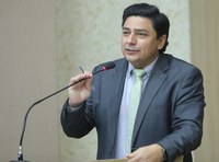 Câmara aprova projeto de Célio Garcia que cria Programa Municipal de Podologia
