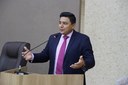 Célio cobra sinalização e redutores próximo à escola Célio cobra sinalização e redutores próximo à escola