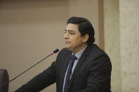 Célio Garcia cobra limpeza e manutenção no Cemitério Municipal de Sinop