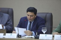 Célio Garcia propõe melhorias na sinalização e iluminação de vias no centro de Sinop