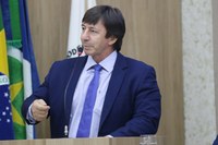 Debortoli apresenta solicitações a deputado, entre elas recursos para construção do Centro de Vivência do Idoso