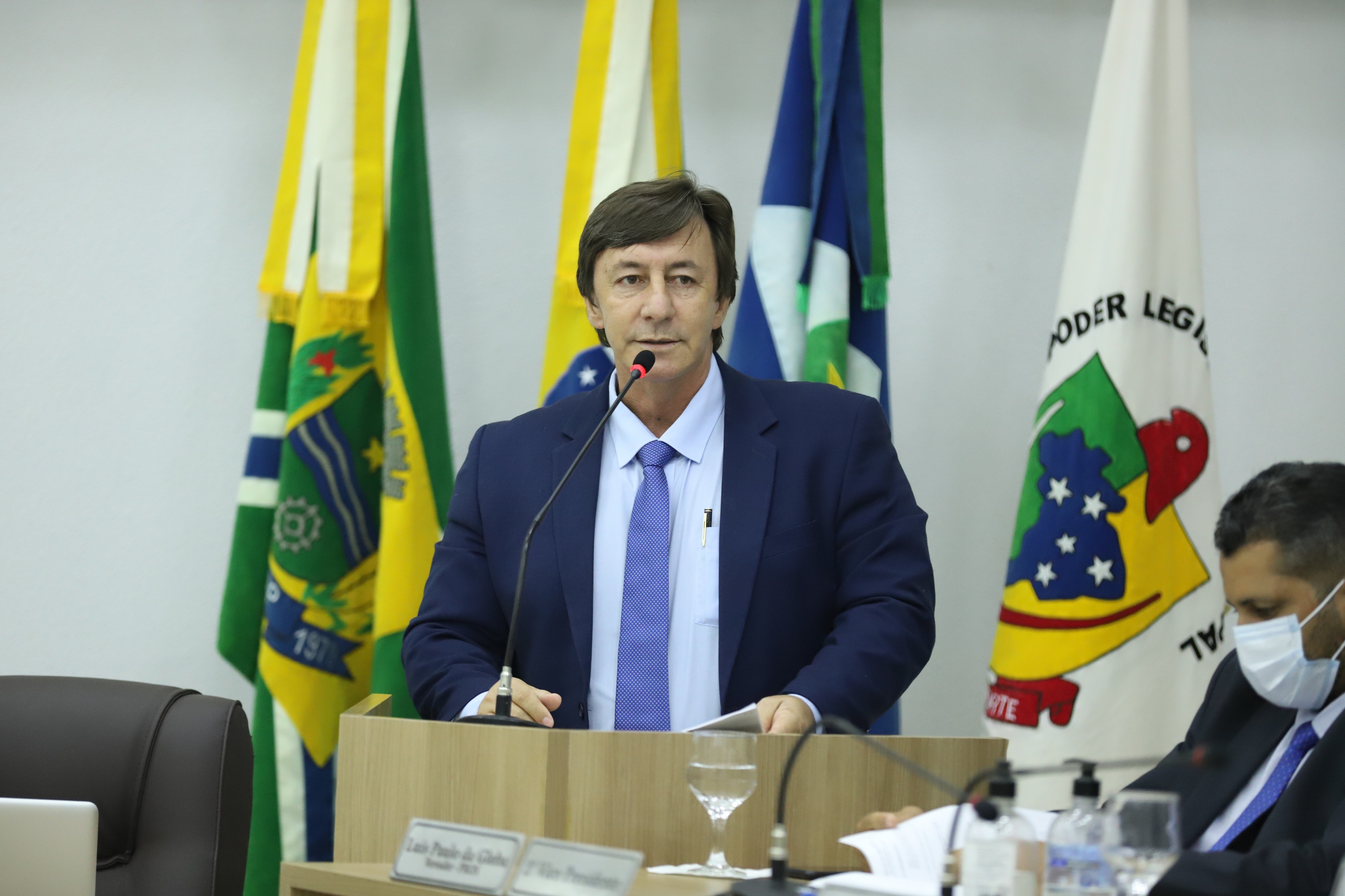 Debortoli solicita Refis 2021 e pavimentação em estradas