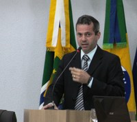 Dilmair faz requerimentos para investigar contratos com empresas do lixo