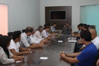 Empresários sugerem ações para acabar com vandalismo na avenida Júlio Campos 
