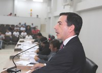 Fernando Assunção pede informações sobre o aeroporto de Sinop