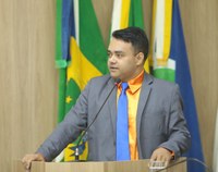 Gilsimar Silva propõe valorização docente e atendimento humanizado em SInop