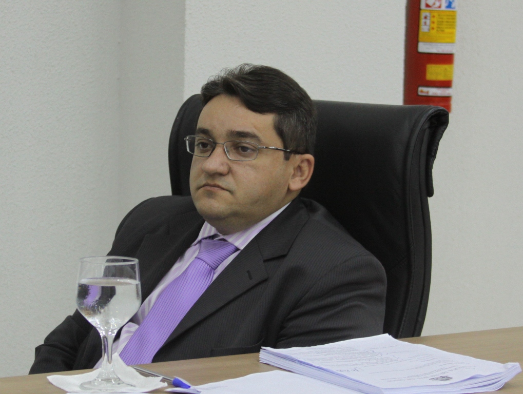Hedvaldo cobra segurança para o trânsito 