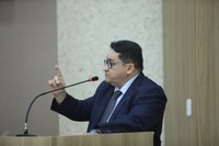 Hedvaldo Costa: aprovado projeto que proíbe material erótico nas escolas municipais