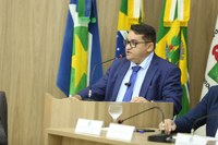 Hedvaldo homenageia professora com nome de escola