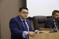Hedvaldo pede redutor de velocidade na Av. Magda Pissinatti