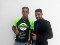 Joaninha homenageia esportistas de Sinop