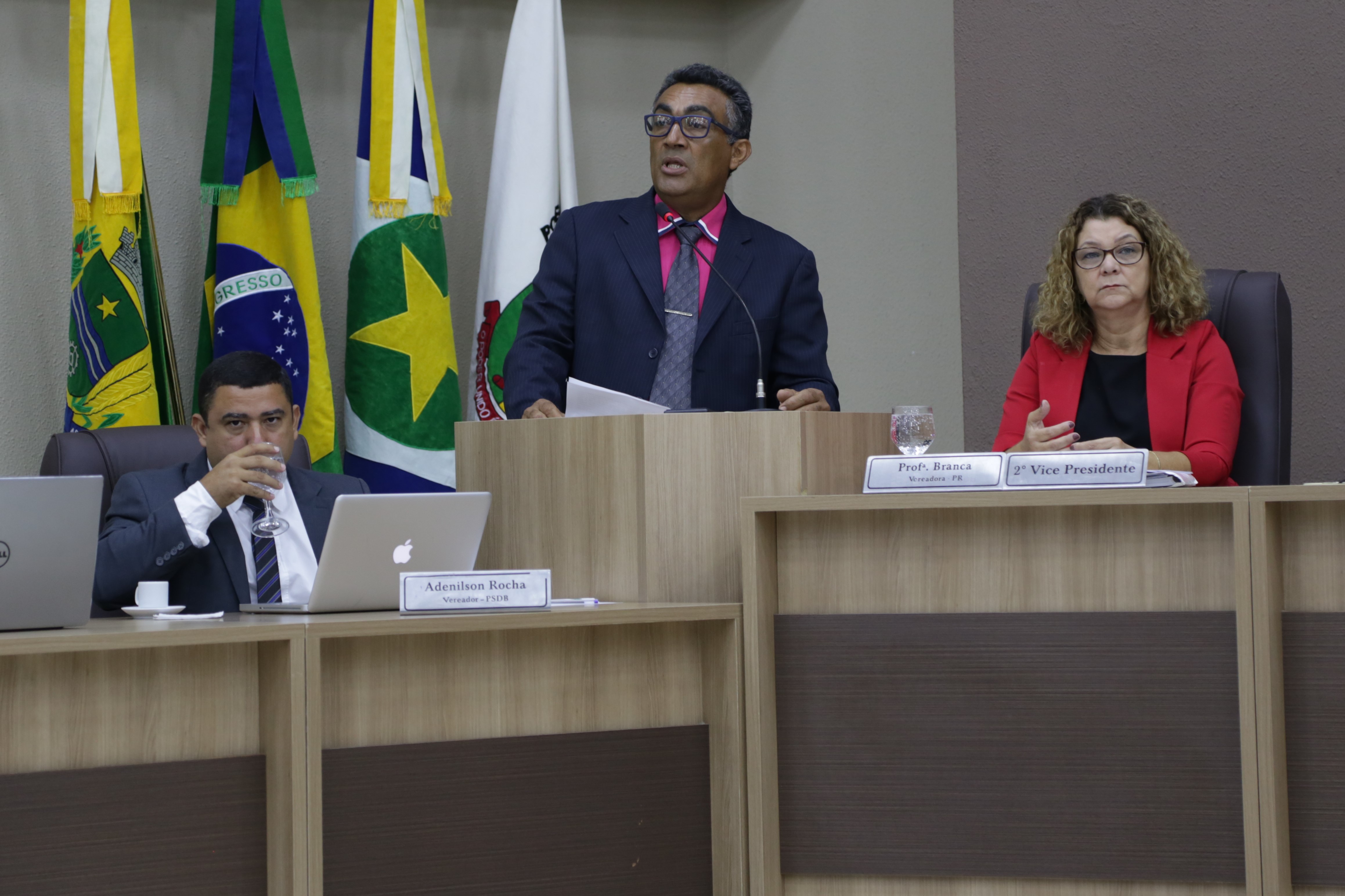 Lindomar Guida cobra melhorias para o bairro Boa Esperança