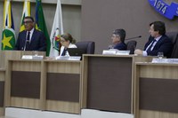 Lindomar Guida pede faixa elevada em frente a ginásio