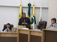 Lindomar solicita troca de postes de energia no Jardim Imperial