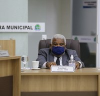Lucinei requer informações sobre bairros contemplados com FINISA