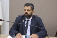 Luis Paulo cobra aumento de entrega de fichas de atendimento em PSF do Alto da Glória