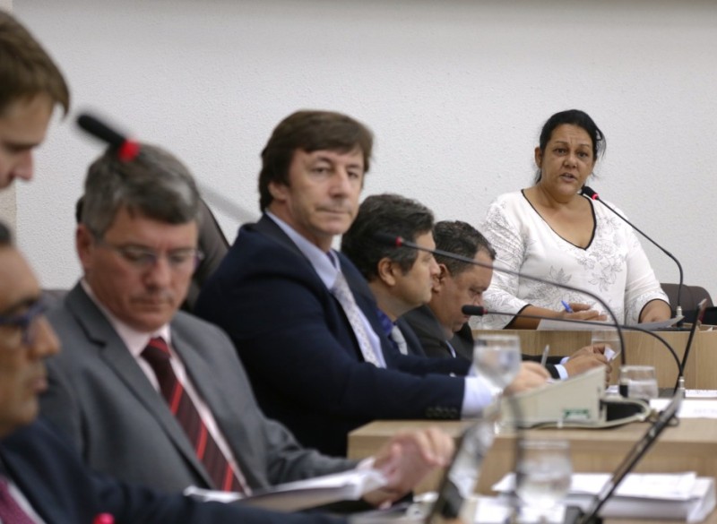 Maria José da Saúde pede informações sobre fechamento de leitos psiquiátricos