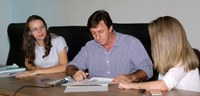 Por falta de participação dos munícipes, vereador encerra audiência pública