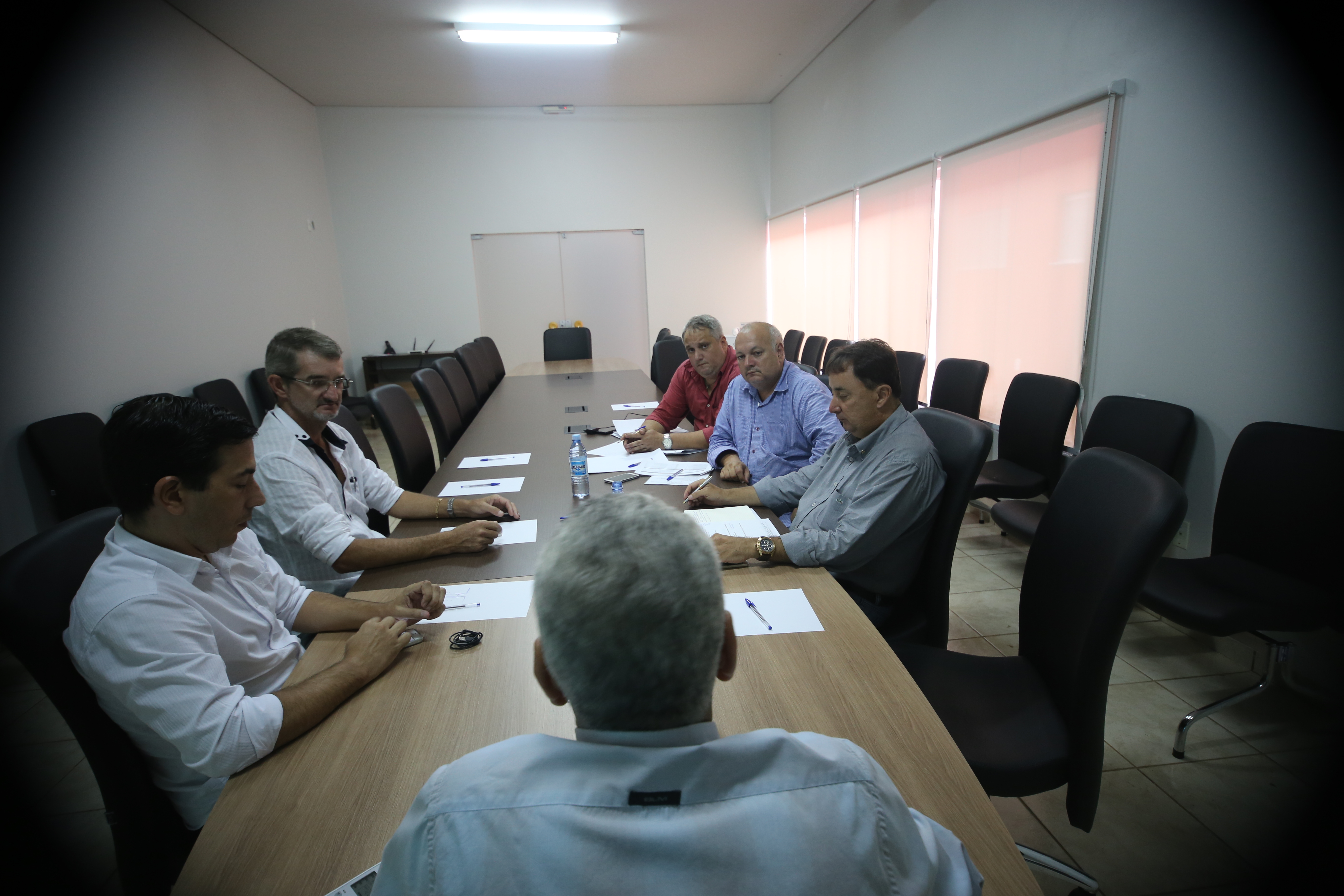 Presidente disponibiliza plenário Deputado Jorge Abreu para sessão itinerante da ALMT