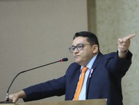 Professor Hedvaldo Costa propõe troca de nome de cachoeira e melhorias urbanas