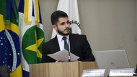  Recapeamento de ruas é paralisado, Ícaro cobra informações