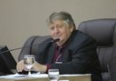 Remídio Kuntz pede instalação de quebra-molas e construção de praça no Jardim Maripá