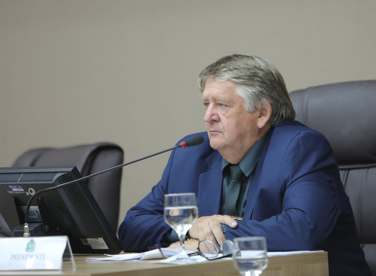 Remídio Kuntz propõe centro de saúde e praça esportiva em bairros de Sinop