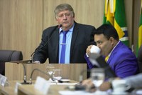 Remídio Kuntz propõe recuperação de praça pública no centro de Sinop