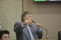 Remídio Kuntz solicita ônibus escolar e ações de limpeza em bairro da cidade
