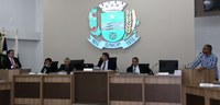 Secretário de Saúde presta contas ao Legislativo e responde questionamentos de vereadores