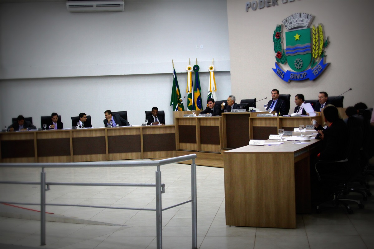Seis projetos de Lei são encaminhados as comissões competentes, durante 8ª sessão