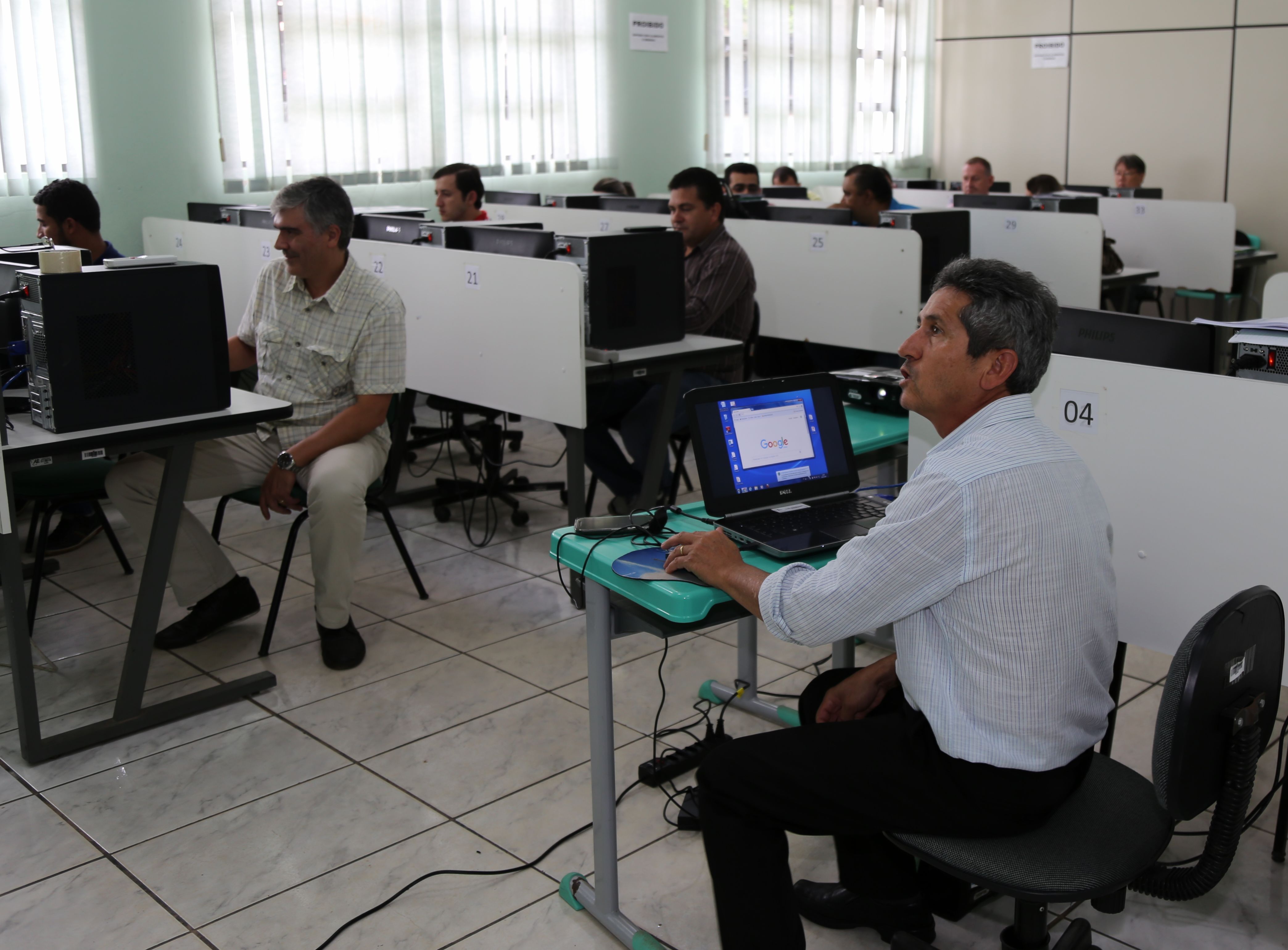 Servidores de 10 Câmaras Municipais participam de oficinas em Sinop