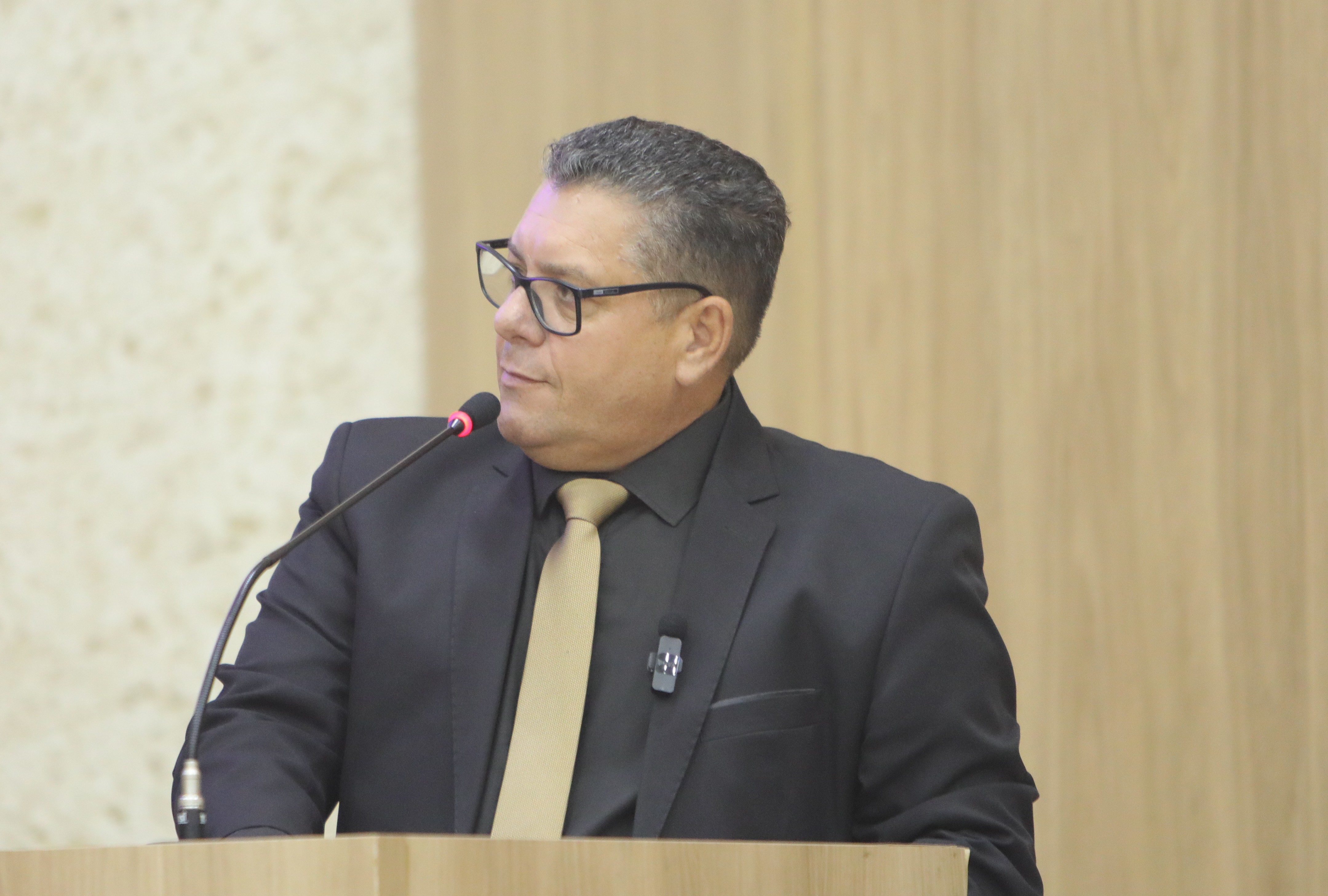 Toninho Bernardes quer proibir dinheiro público em shows com apologia ao crime