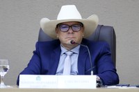 Toninho inclui Caminhada Municipal de Enfermagem no calendário oficial de Sinop