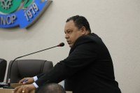 Tony solicita construção de estacionamento em frente a igreja em Sinop 