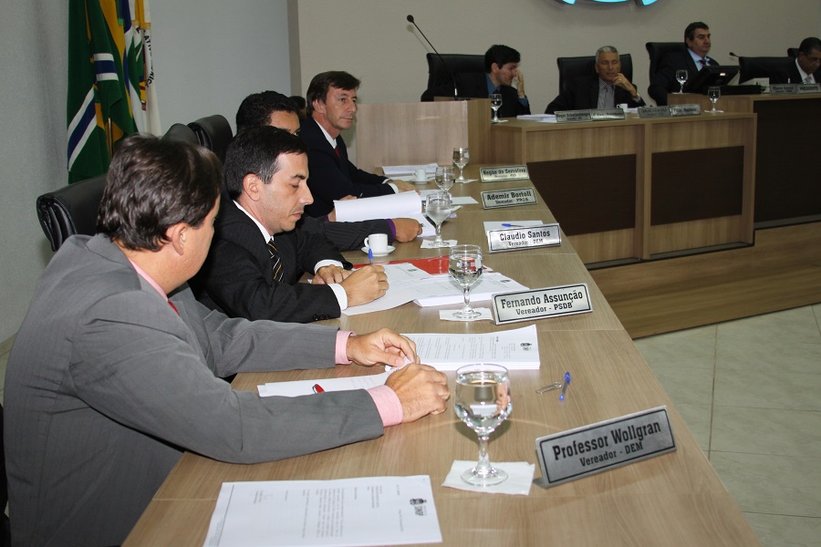 Vereadores aprovam projeto autorizando a prefeitura doar imóvel ao MPE