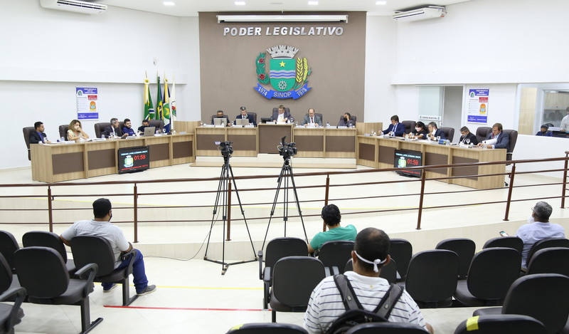 Vereadores autorizam remanejamento de R$ 12 milhões no orçamento da prefeitura