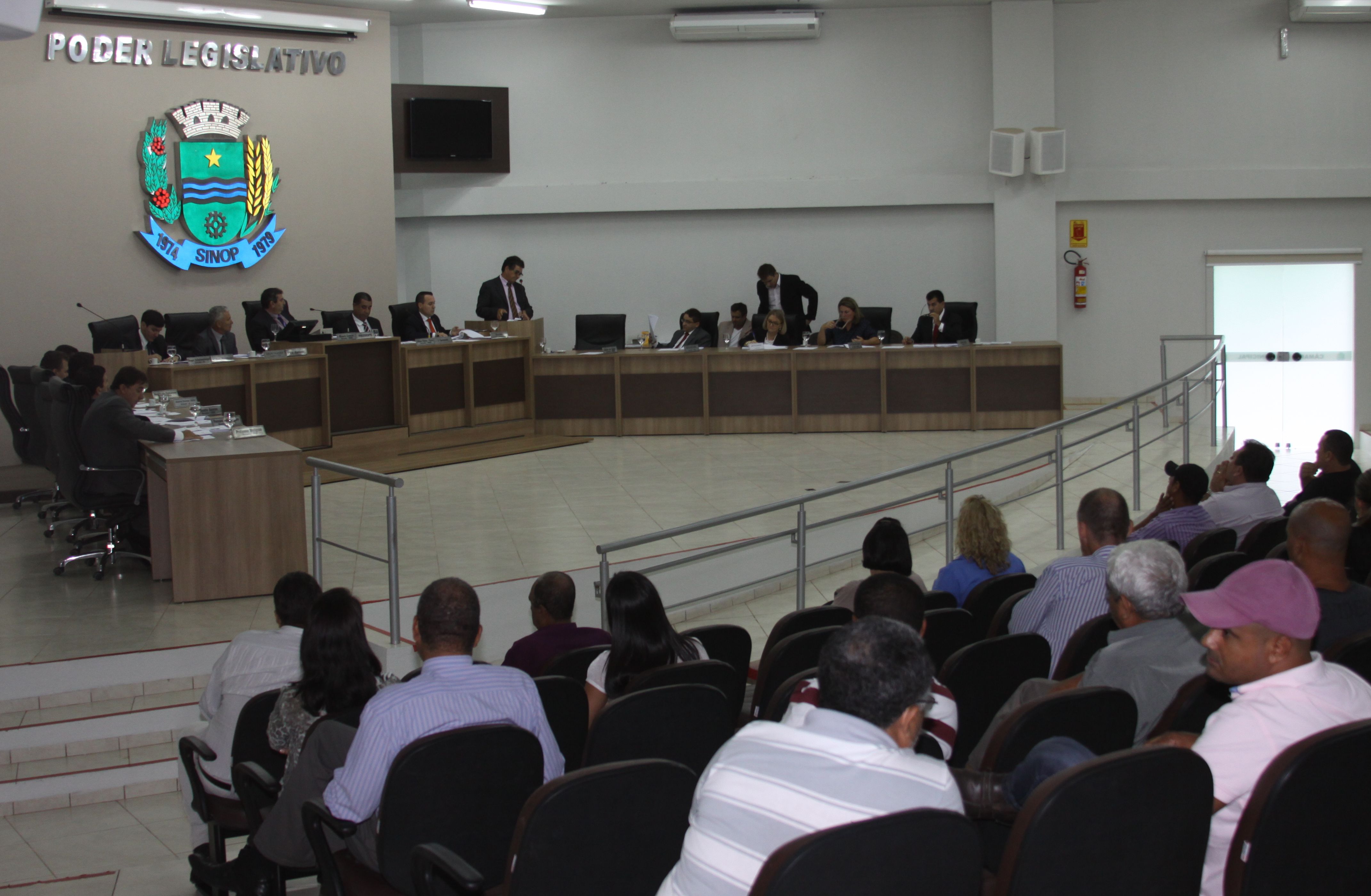 Vereadores pedem aos governantes atenção a causa dos escrivães e caminhoneiros