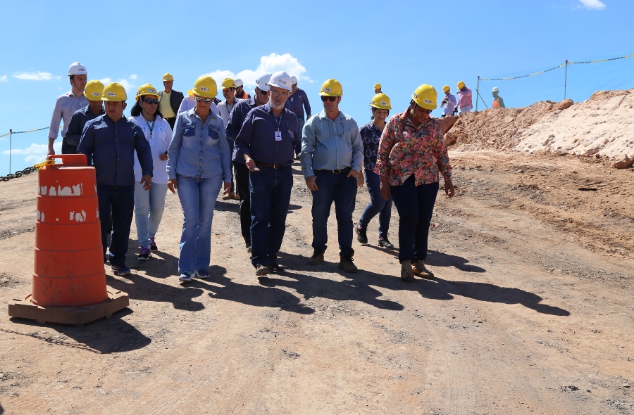 Vereadores visitam usina em etapa de conclusão de relatório de Comissão 