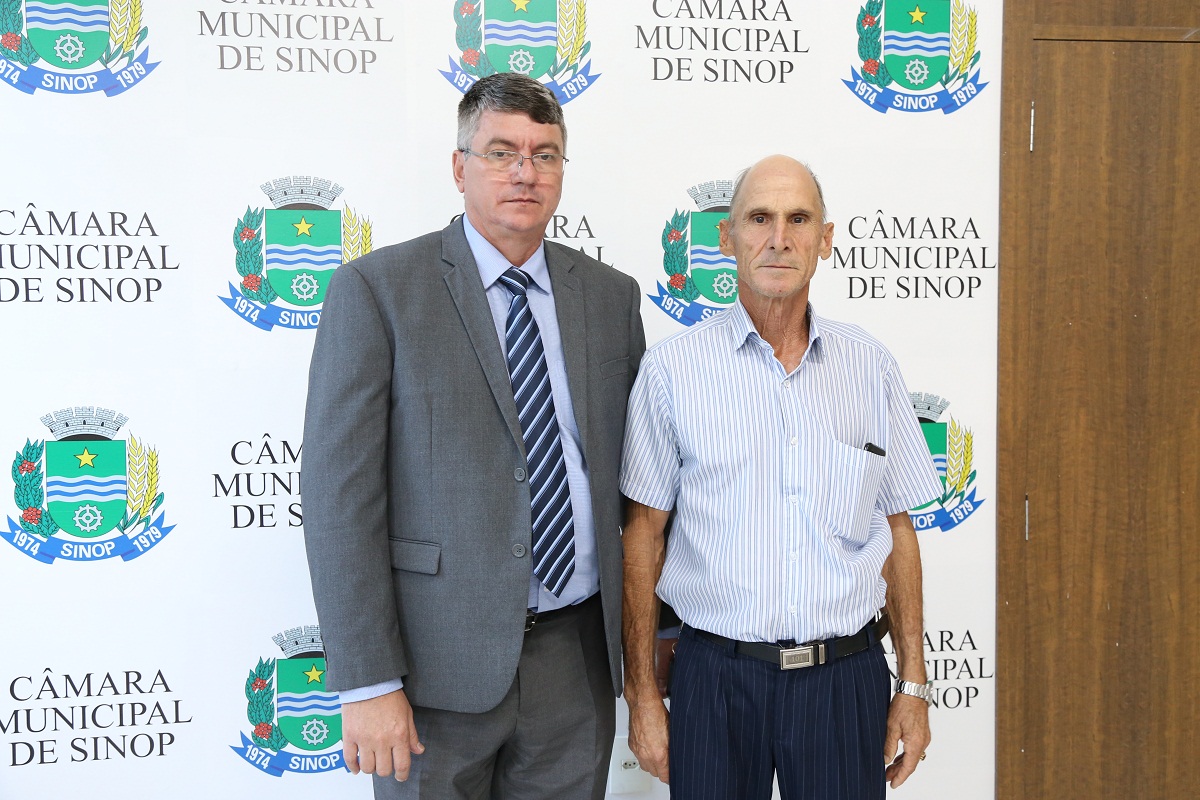 Visera homenageia fundador da Escola N. Senhora de Lourdes